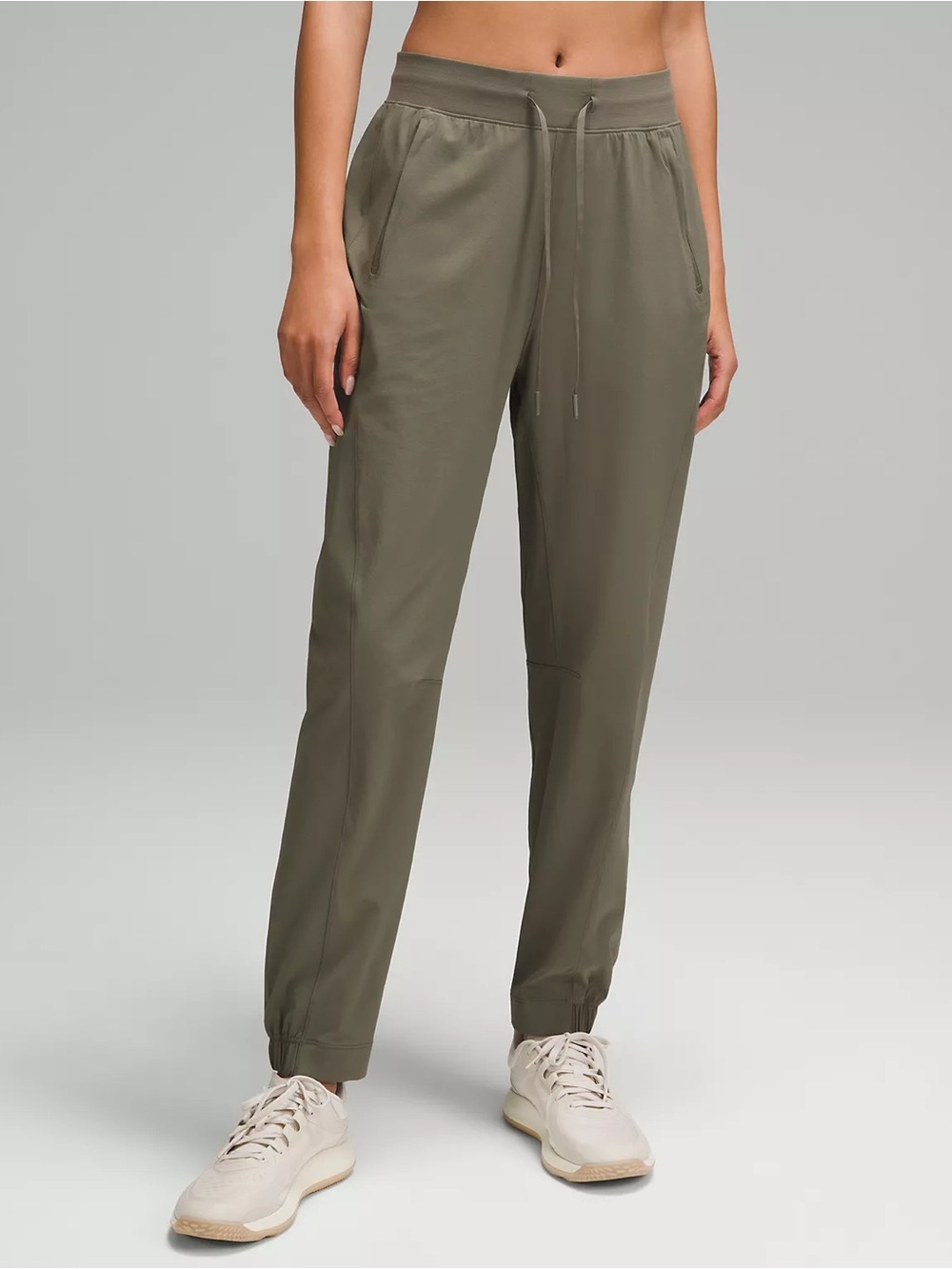 Lululemon License to Train High Rise Pants Sz 6